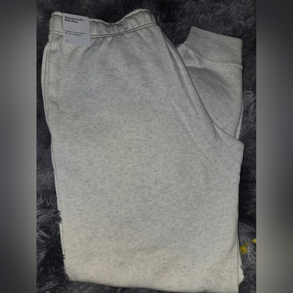 NWT Nike Fleece Tapered Joggers - Picture 6 of 7